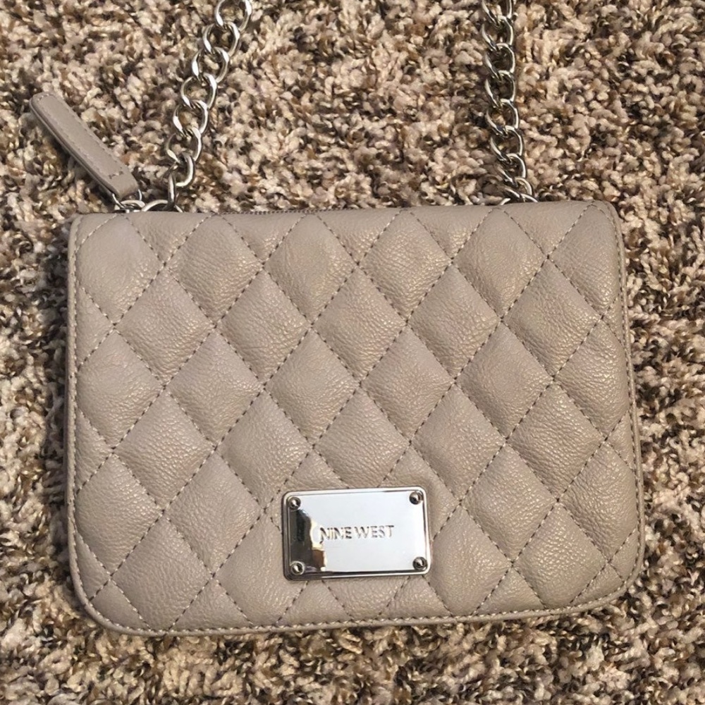 NWOT Nine West Crossbody Bag - Picture 1 of 4
